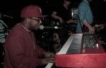 Nigel Hall with amazing dexterity on the keys. Photo: Martín S Rivero