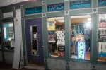 Diabolical and Albatross Records. 238 S. Edison Street. Vinyl, tapes and great music. Photo: Martín Rivero