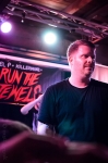 El-P taking a second to reflect over his cheering crowd. Photo: Matt Brunk