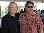 (L–R): Steve Williams poses with John Saltas. Photo by Scott Frederick