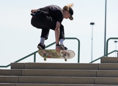 Lucky Stables, Pre-grab backside 180. Photo: Niels Jensen