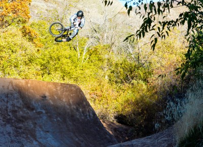 Spaceman Seth Huot lays down a table near the end of the jam. Photo by Andy Fitzgerrell