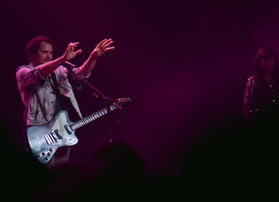 Brian Aubert of Silversun Pickups casts a spell on the crowd. Photo: Andy Fitzgerrell