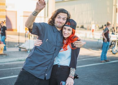 (L–R) Eli Woodman and Jessie Woods hanging out in the outdoor portion of the event. Photo: @clancycoop