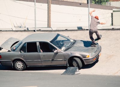 Leeroy makes good use of the hood with a manual onto the bank. Photo: Niels Jensen