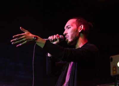 Malev Da Shinobi preaches his thoughts to the eager crowd. Photo: ColtonMarsalaPhotography.com