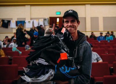 Jacob Peterson (Team Flatspotter) with his winnings. Photo: Niels Jensen