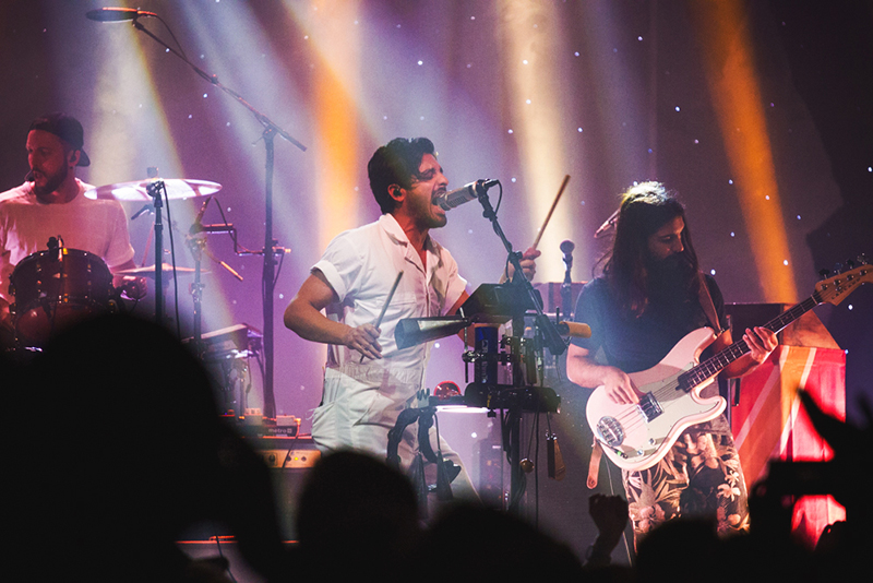 Young the Giant @ Complex with Lewis Del Mar 02.04