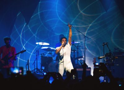 The crowd erupts as Young the Giant performs “Mind Over Matter.” Photo: Talyn Sherer.