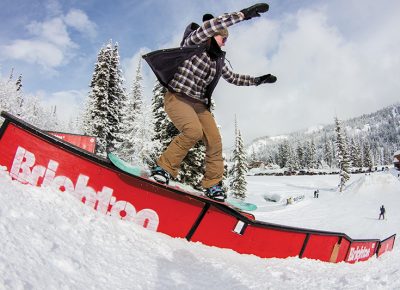 Samantha Hobush 2nd place Women’s Open Snow 50-50 Photo: Jo Savage // @SavageDangerWolf