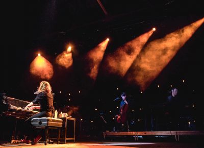 Regina Spektor playing piano. Photo: Lmsorenson.net