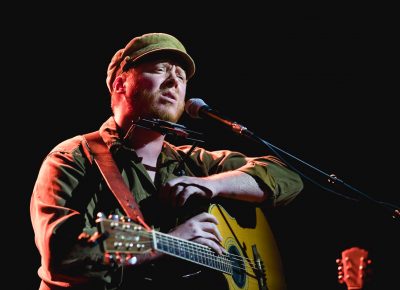 Dublin native Dylan Walshe starts his set with a few smooth vocal ballads. Photo: Lmsorenson.net