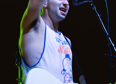 Lead singer Jack Antonoff singing Bleachers hit "I Miss Those Days." Photo: Logan Sorenson / Lmsorenson.net