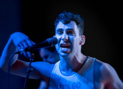 Jack Antonoff taking it down just a notch for an evening set in SLC. Photo: Logan Sorenson / Lmsorenson.net