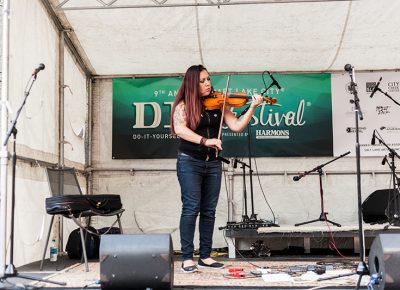 Katya Murafa dazzles with her beautifully intricate violin compositions. Photo: Chris Gariety