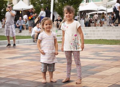 Two little girls smile for the camera. Photo: @jbunds