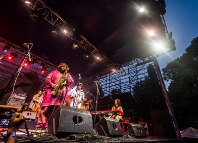 Kamasi Washington stands tall above the SLC crowd. Photo: ColtonMarsalaPhotography.com