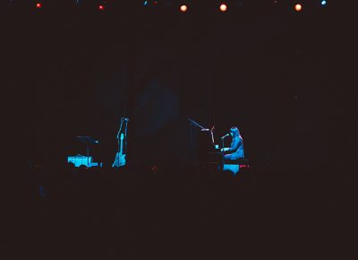 Closing out the night. Cat Power will remain one for the books—the books in the library of "I'm going to go home and cry because of the beauty I just witnessed." Photo: johnnybetts.com