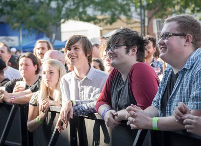 Fans enjoy the groovy tunes of Pinback. Photo: ColtonMarsalaPhotography.com