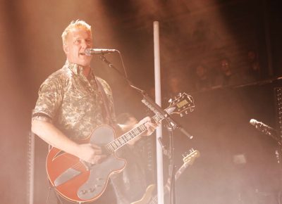 Lead singer Josh Homme rocking out while providing vocals for Queens of the Stone Age. Photo: Lmsorenson.net