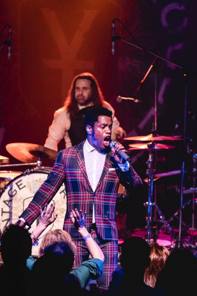 Vintage Trouble, Desi Valentine @ State Room 11.08