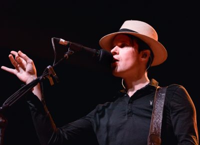 Lead singer Jon Fratelli onstage in Salt Lake City. Photo: Lmsorenson.net