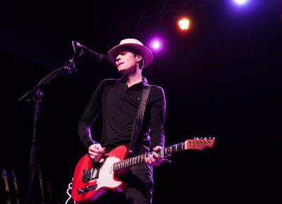 Jon Fratelli onstage in Salt Lake City. Photo: Lmsorenson.net