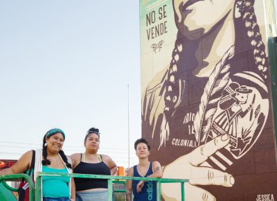 (L–R) Ella Mendoza, Elizabeth Blancas and Jessica Sabogal. Photo: LmSorenson.net