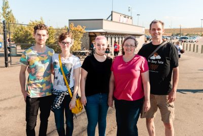 Jacob, Hannah, Tamsin, Lanell and Ryan just arriving at the gates and are ready for some live music. Photo: Lmsorenson.net