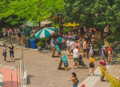 Saturday began to fill in with all sorts of people dressed for the summer sun.