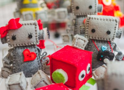 Handcrafted, felt robots!? I’ll take three.