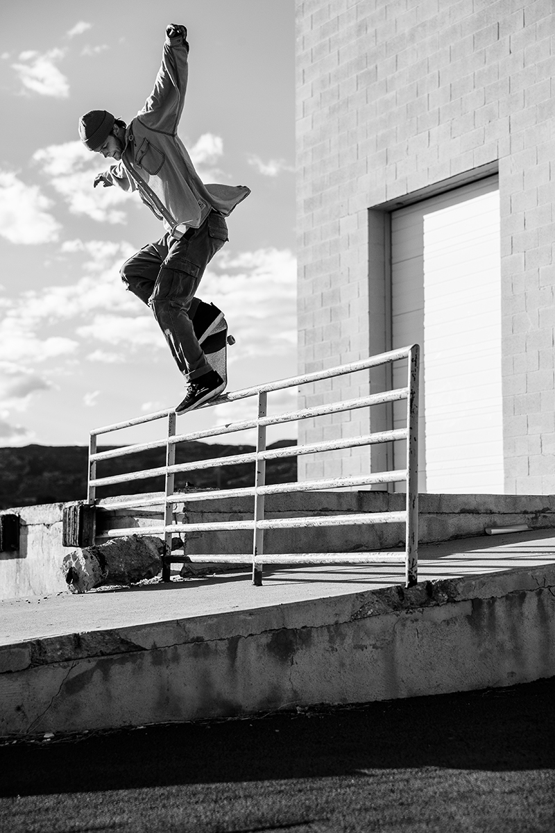 Shylio Sweat – Front Crook Pop Over – Richfield, Utah. Photo: Weston Colton