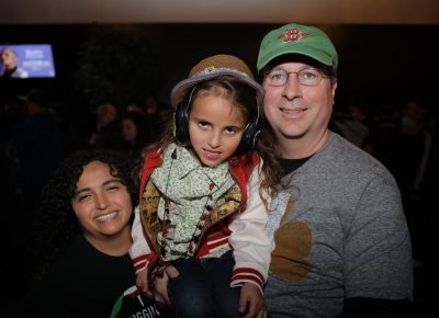 Rob, Gracie and Esther are grabbing some snacks before the show starts. Photo: @Lmsorenson