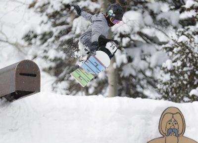 1st Place Men's 17 & Under Open Snow – Isaac Harkness, lien grab off the cannon