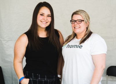 (L–R) Kyla Peterson and Emily King from Homie came out to talk to shop with local homebuyers.