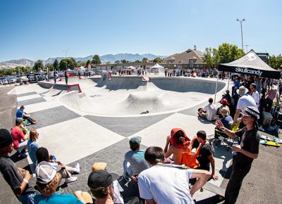 The crowd at the SL.AM competition