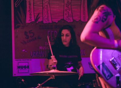 Elisar of Dream Slut grooving on the ride cymbal.