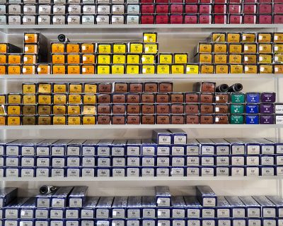 Cake Hair Salon offers many options to customize the hair you've dreamed of having.