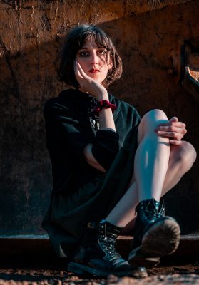 Polly Llewellyn’s music as Peachy Fingernail works to escape easy definitions and identifications.