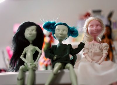 Pop culture references and creepy cuties galore in ScarabDolls creations.