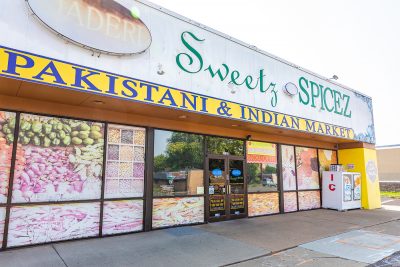 Qaderi is a culinary haven for any spice lover!