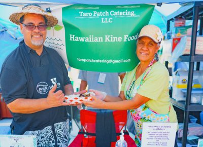 Taro Patch Catering was the perfect welcoming food right at the entrance of the park with their delicious grilled chicken, rice and potato salad.