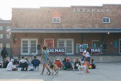 The crowds awaits the first notes of the August SLUG Picnic.