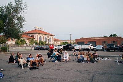 The idyllic crowd awaits another SLUG Picnic set.