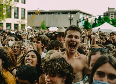 Screaming crowd at Kilby Block Party 3