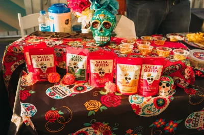 Salsa Queen also had freeze dried salsas, which one can snack on like spicy popcorn. (Photo: @clancycoop)