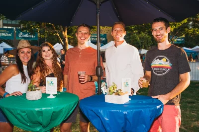 (L-R) Lisa Midgley, Alyssa Moor, Dan Bullock, Ryan Bedinghaus and Lee Sanderson enjoying drinks in the VIP area. (Photo: @clancycoop)