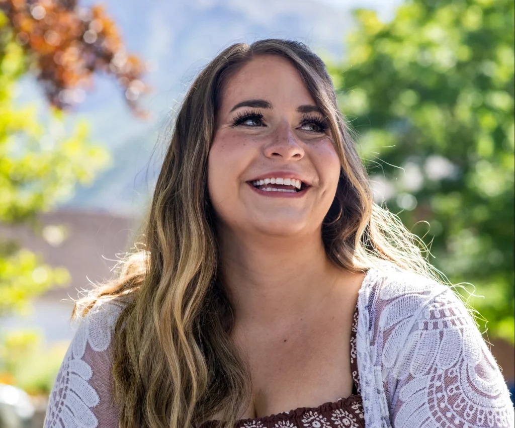 Looking Sharp: Annie Hall’s Cover Design of Occam’s Razor