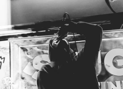 Ganky getting the crowd fired up. Photo: Bonneville Jones.