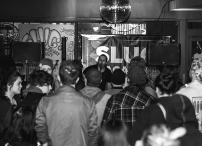 Whisperhawk's music paired nicely with the vibes of Blue Gene's.